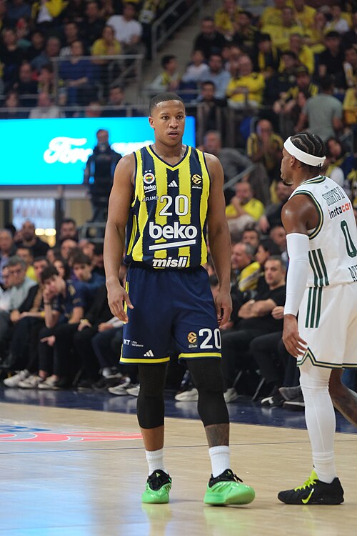 Devon Hall 20 Fenerbahçe Basketbol Euroleague 20251216