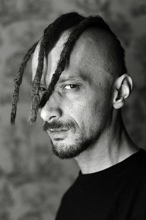 Dubioza Kolektiv (musicien membre du groupe) 2016