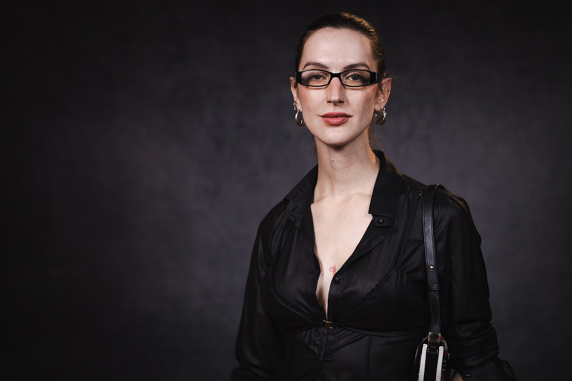 Dylan Wardwell (Miss Dylan) portrait at WikiPortraits Studio at Sundance 2025