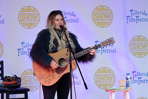 Elizabeth Cook performing at the 2024 Telluride Film Festival.