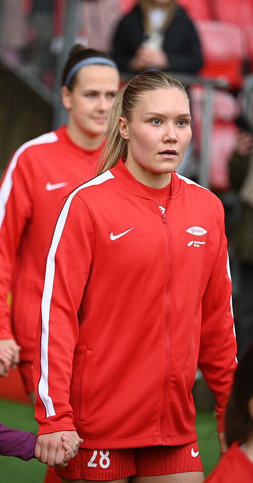 Emma Peuhkurinen 1 (cropped).jpg