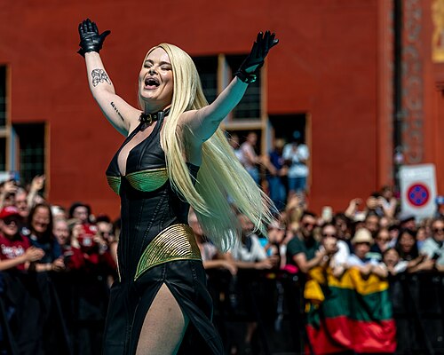 Erika Vikman, representing Finland, on the Turquoise Carpet at Eurovision 2025 in Basel, Switzerland.