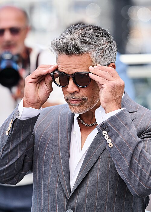 Esai Morales poses during a photocall for Mission: Impossible - The Final Reckoning at the 2025 Cannes Film Festival