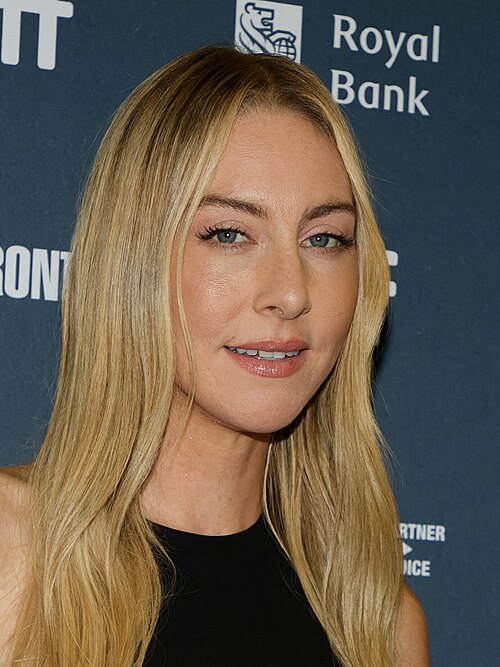 Este Haim at the 2024 Toronto International Film Festival (TIFF) for the movie Shell.