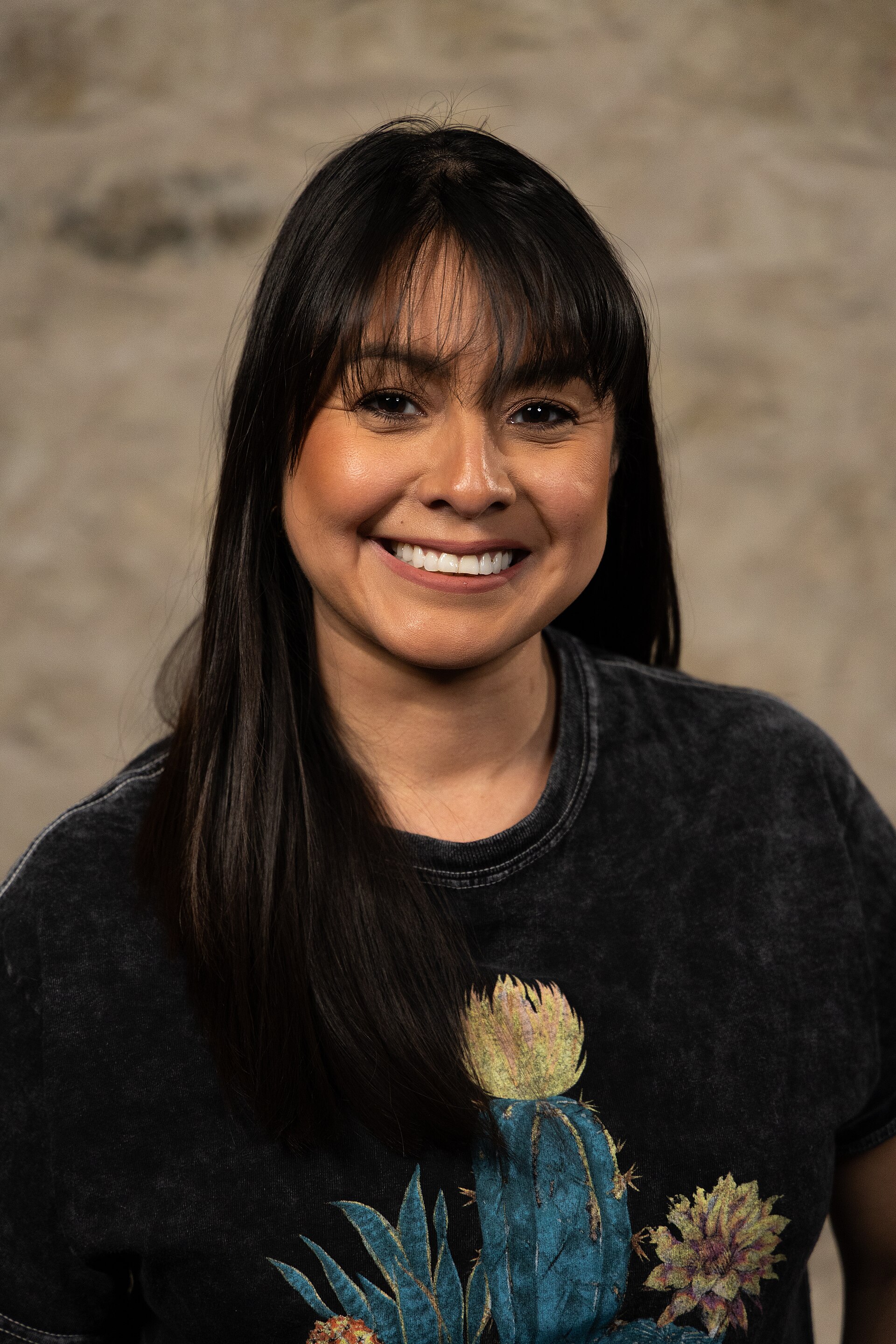 Eva Rios, Sales, at the WikiPortraits studio at the 2025 SXSW Festival.