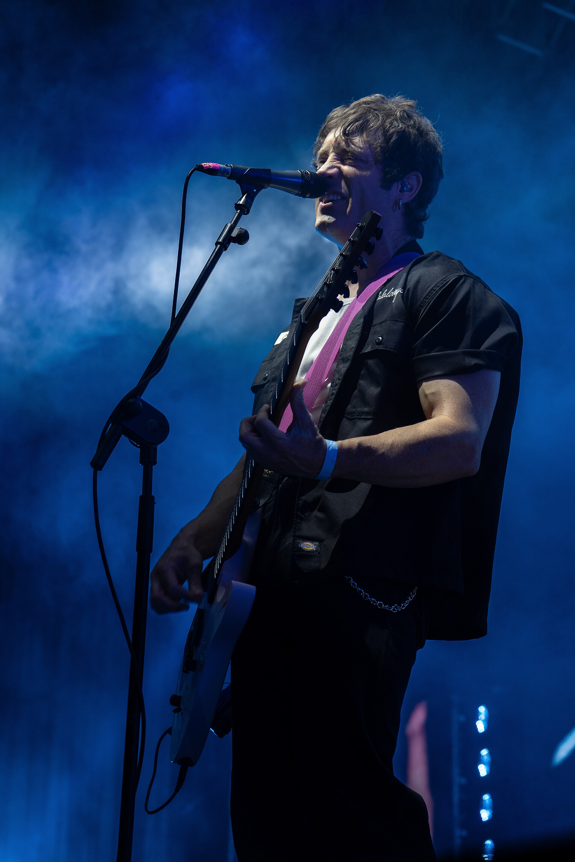 La La Love you on stage of Galaxy Sound 2025 in Malaga