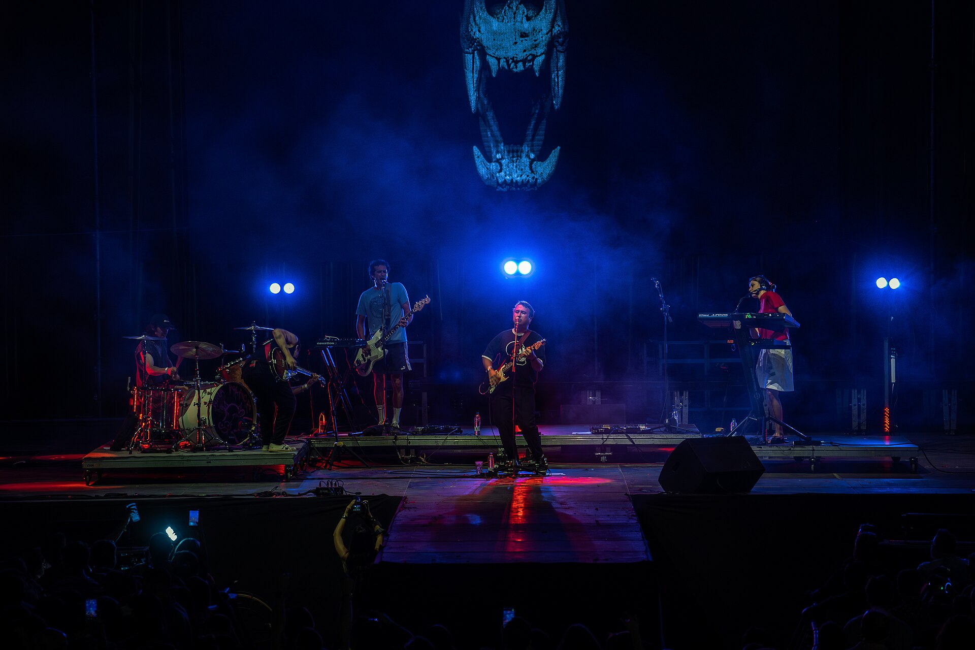 Niña Polaca on stage of Galaxy Sound 2025 in Malaga