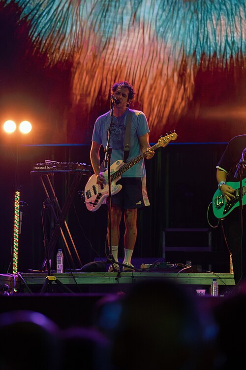 Niña Polaca on stage of Galaxy Sound 2025 in Malaga