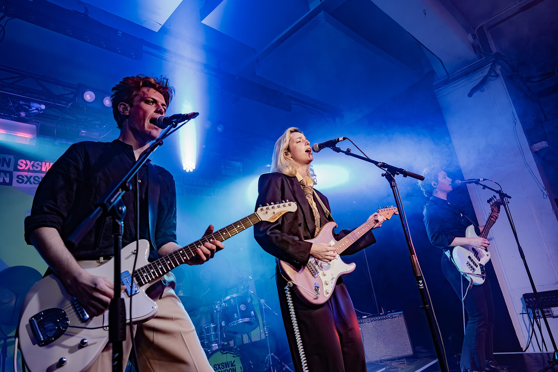 Gia Ford (centre) with her band at SXSW London, June 2025