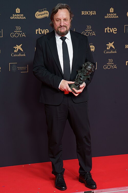 Carlos Apolinario on the red carpet of the Goya Awards held in Granada in 2025