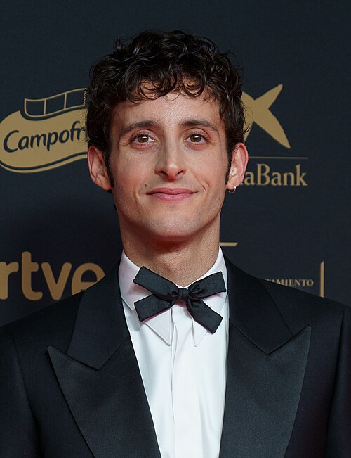 Daniel Ibañez en la alfombra roja de los Premios Goya celebrados en Granada en 2025