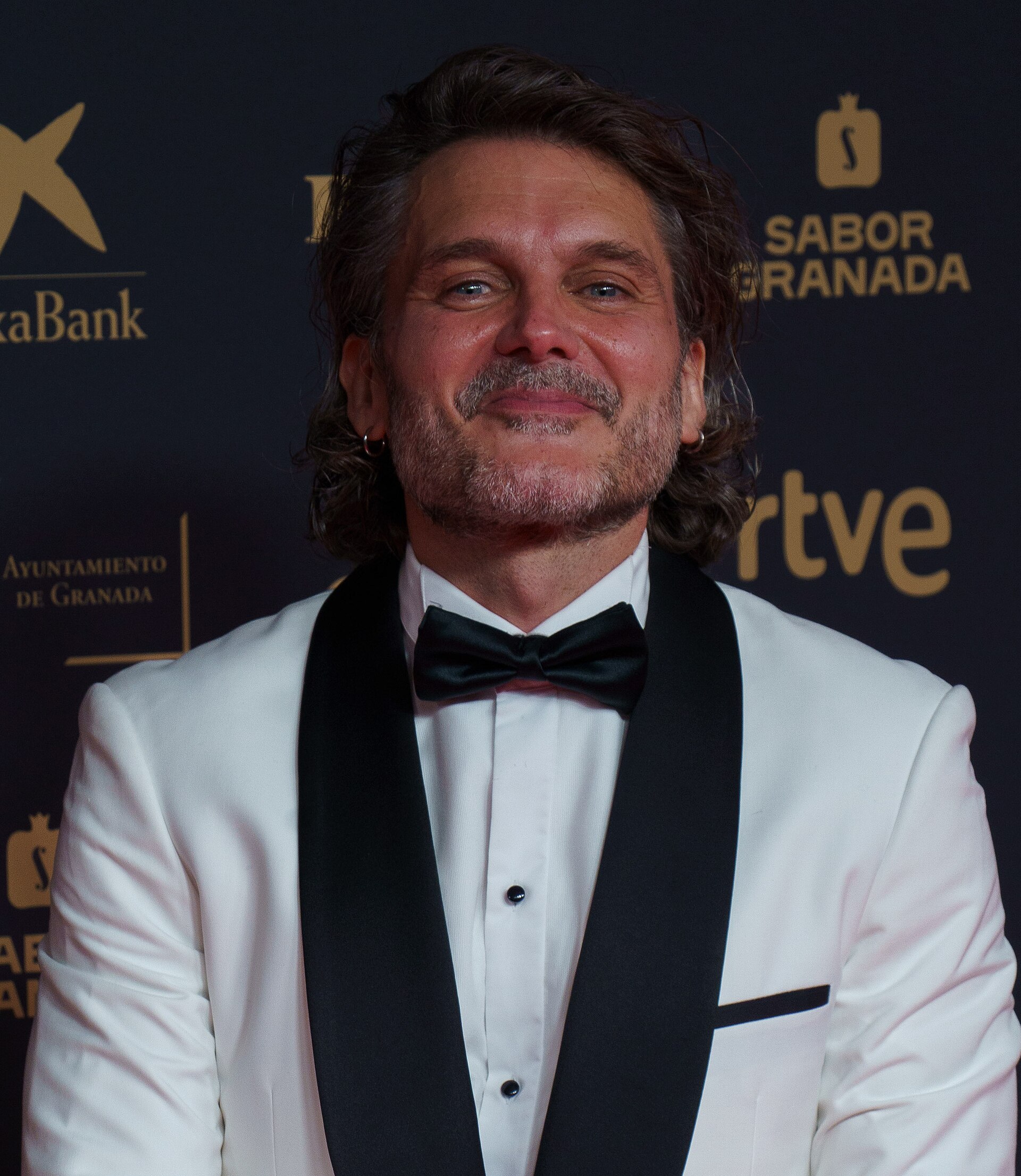 Salva Reina on the red carpet of the Goya Awards held in Granada in 2025