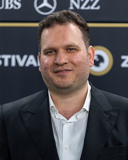 Hasan Hadi on the Green Carpet at the 2025 Zurich Film Festival.