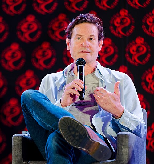 Henry Thomas on the main stage at Rose City Comic Con