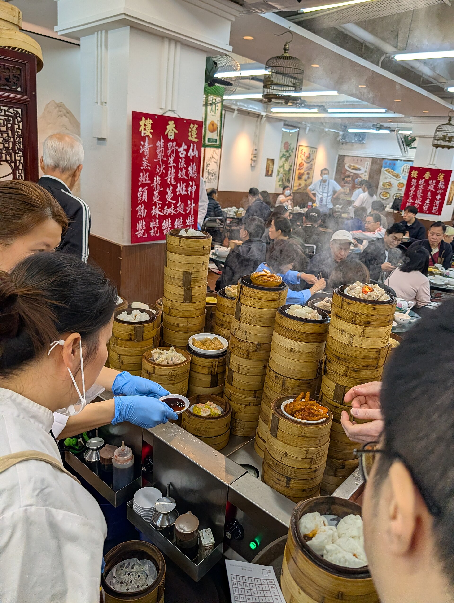 Lin Heung Lau 蓮香樓 dim sim restaurant in Hong Kong (January 17, 2026)
