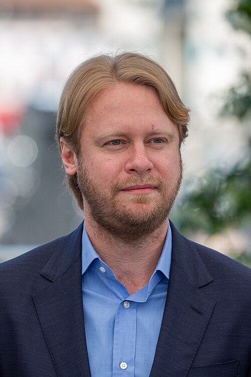Ilya Stewart at 2025 Cannes Photocall for Das Verschwinden des Josef Mengele