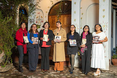 Integrantes de PACHA Grupo de Arte y Literatura durante la Segunda edición de Wamlita - Reconocimiento a la mujer. Realizado el 14 de marzo de 2026, Huancayo, Perú.
