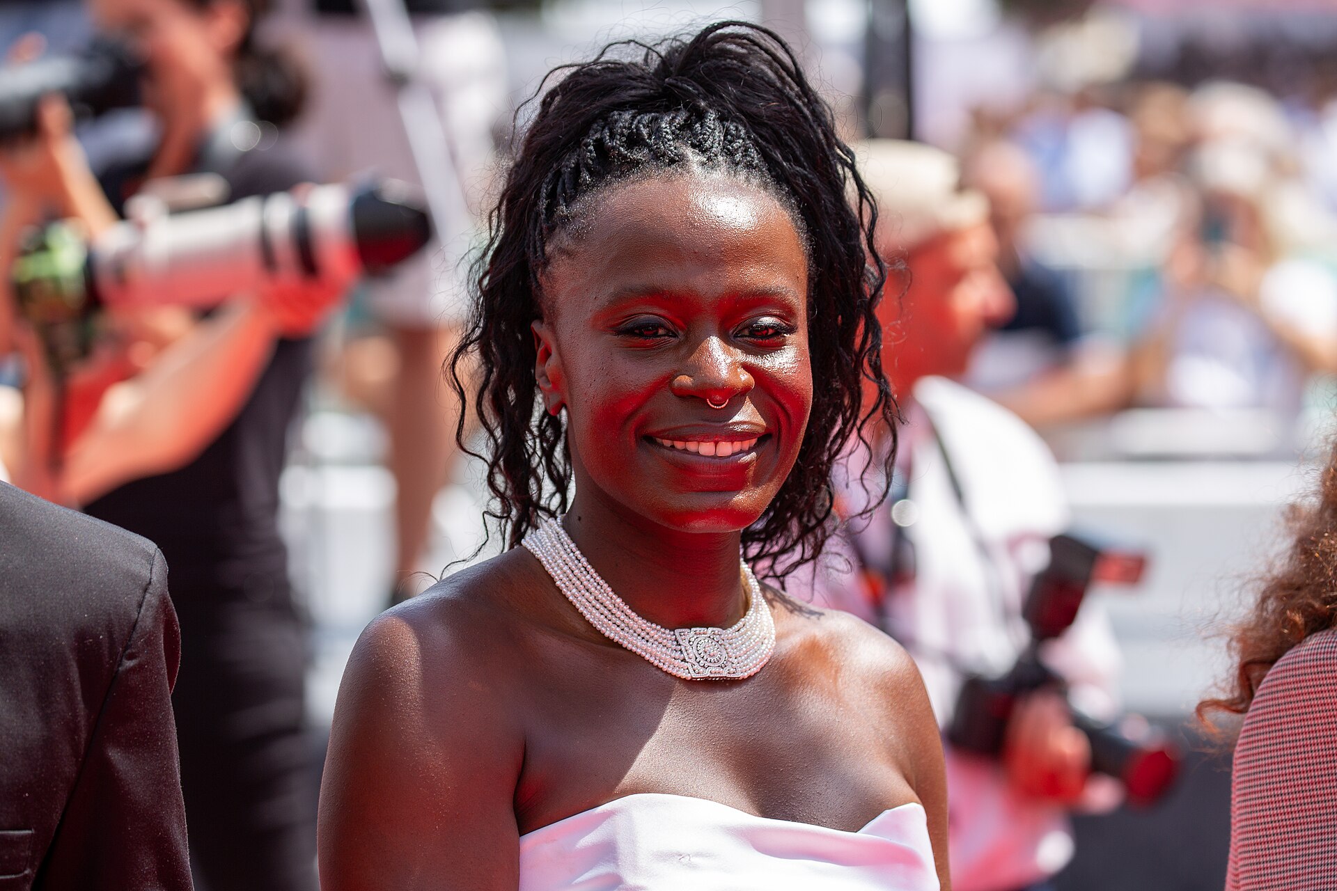 Isabél Zuaa at 2025 Cannes Red Carpet for O Agente Secreto