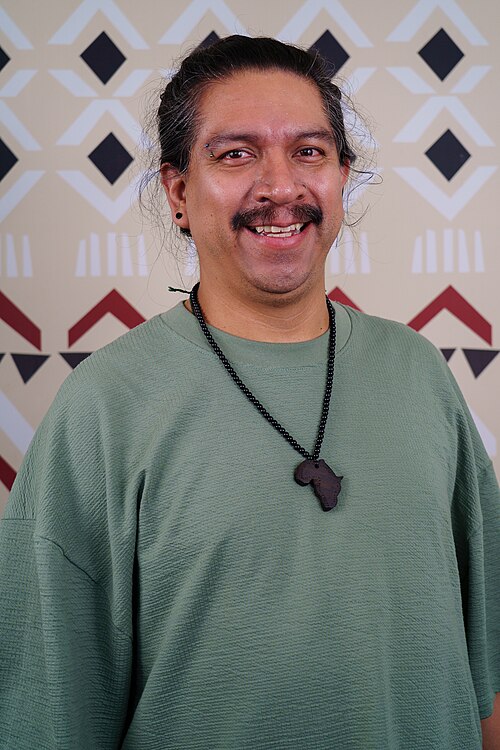 Iván Martínez portrait at Wikimania 2025 WikiPortraits Studio