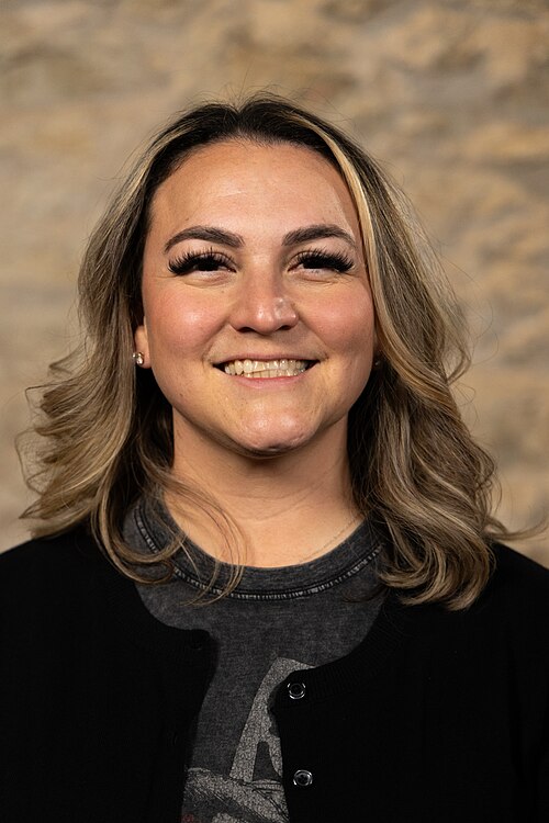 Jeannette Hernandez, Founder, at the WikiPortraits studio at the 2025 SXSW Festival.