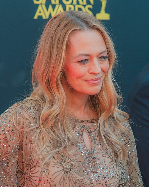 Jeri Ryan at the 53rd Saturn Awards