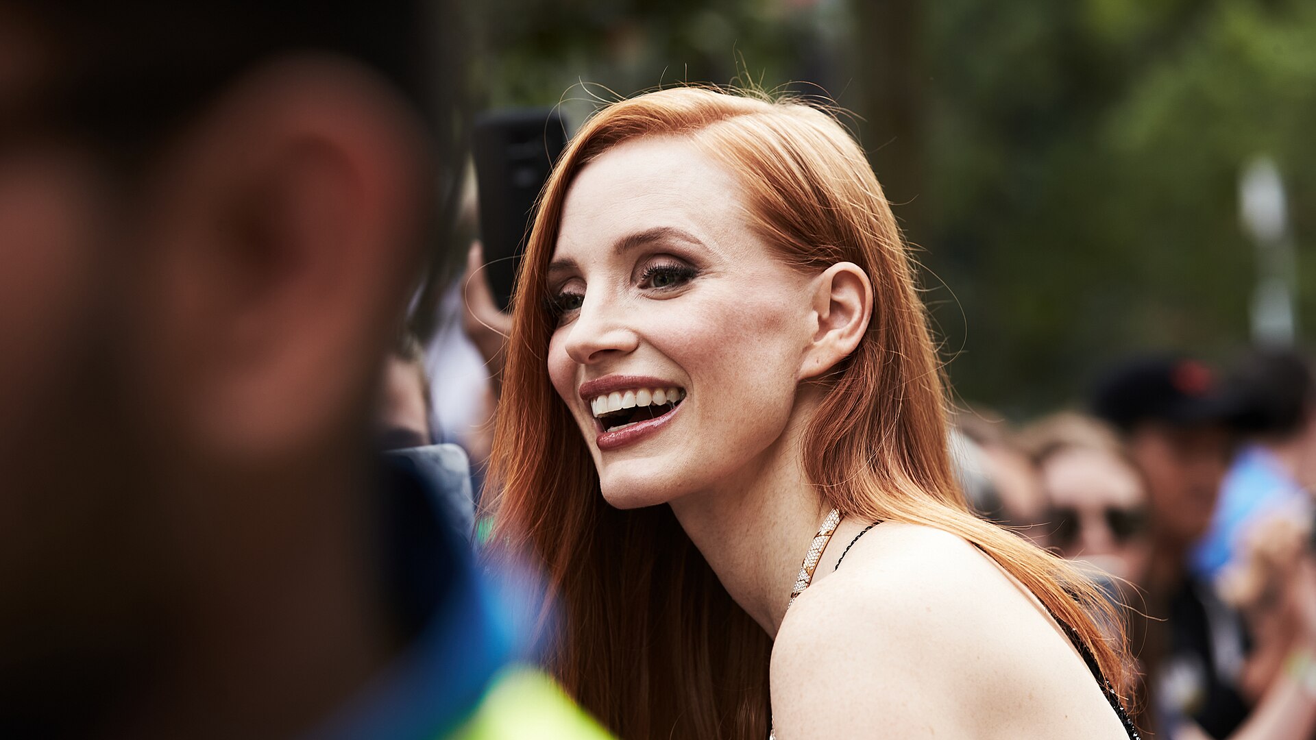 Jessica Chastain greets fans during Toronto International Film Festival 2023