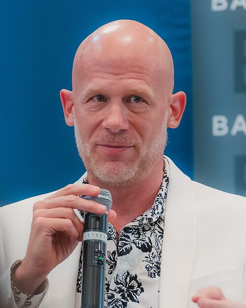 Josh Tickell discussing Kiss the Ground at a Barnes & Noble in Los Angeles, California