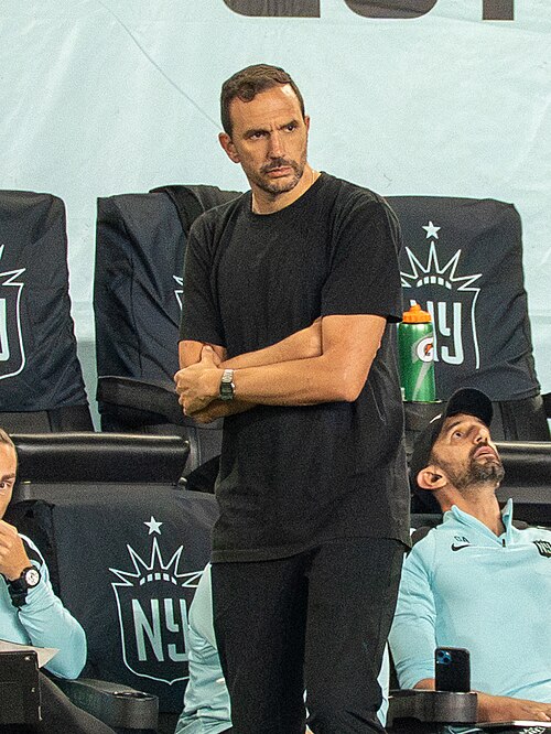 Juan Carlos Amorós during Gotham FC vs San Diego Wave on 5.16.25