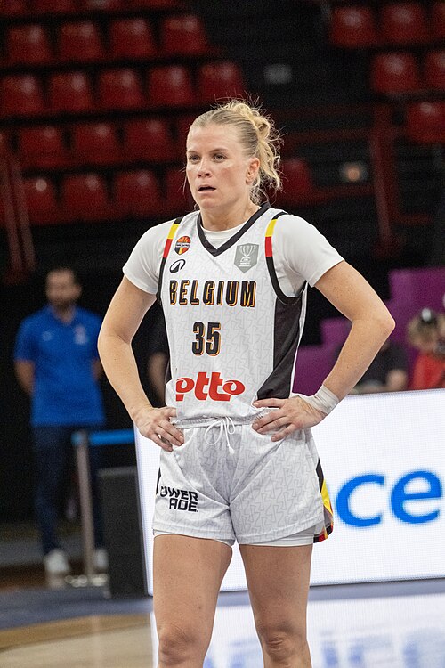Julie Vanloo 35 Belgium 20250625