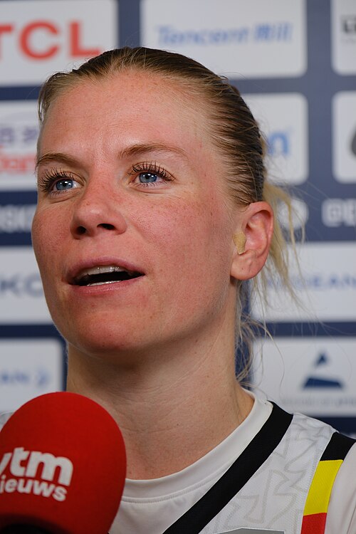 Julie Vanloo 35 Belgium 20250627