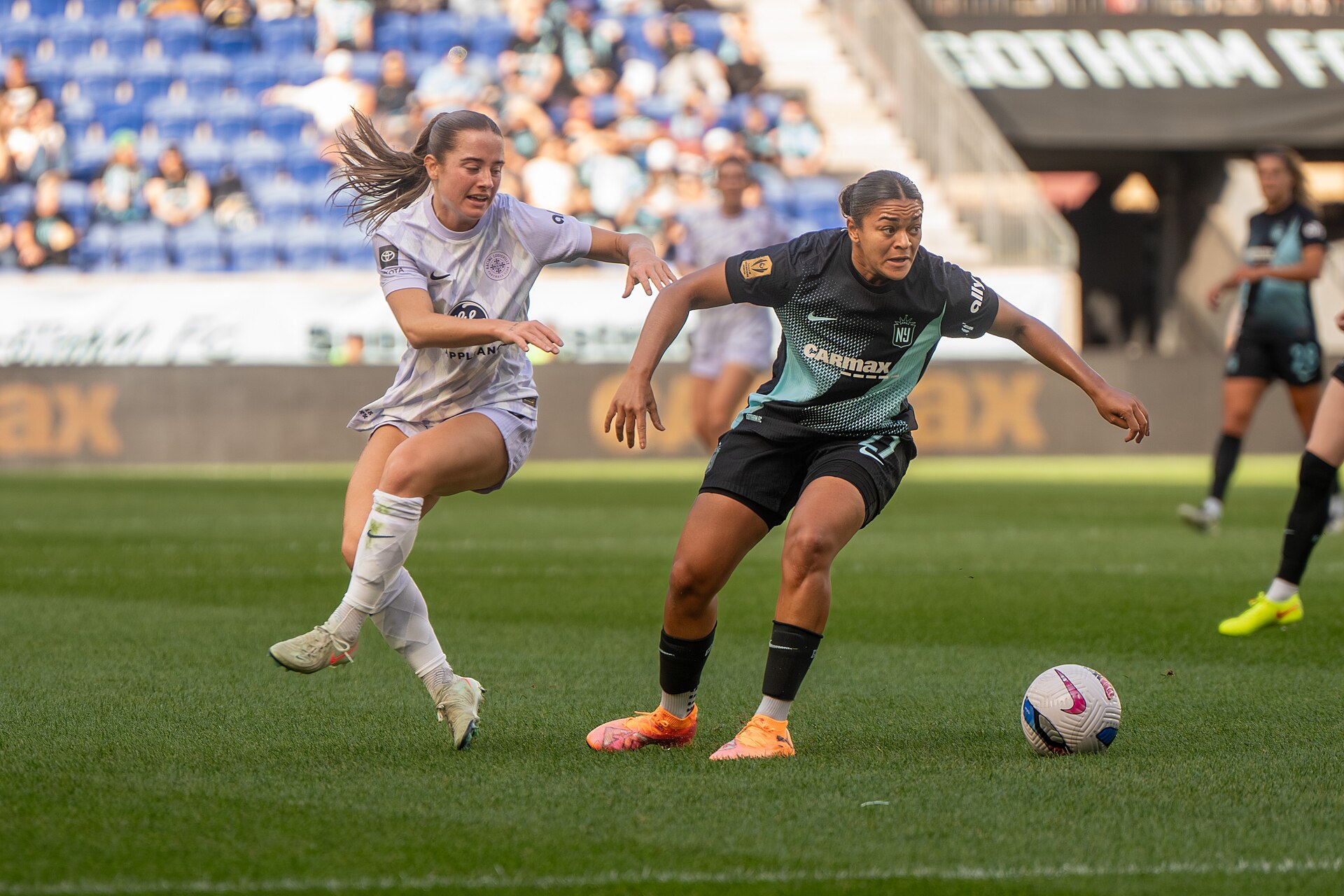 Katie O'Kane Jess Carter during Gotham FC vs Racing Louisville on Oct 19, 2025