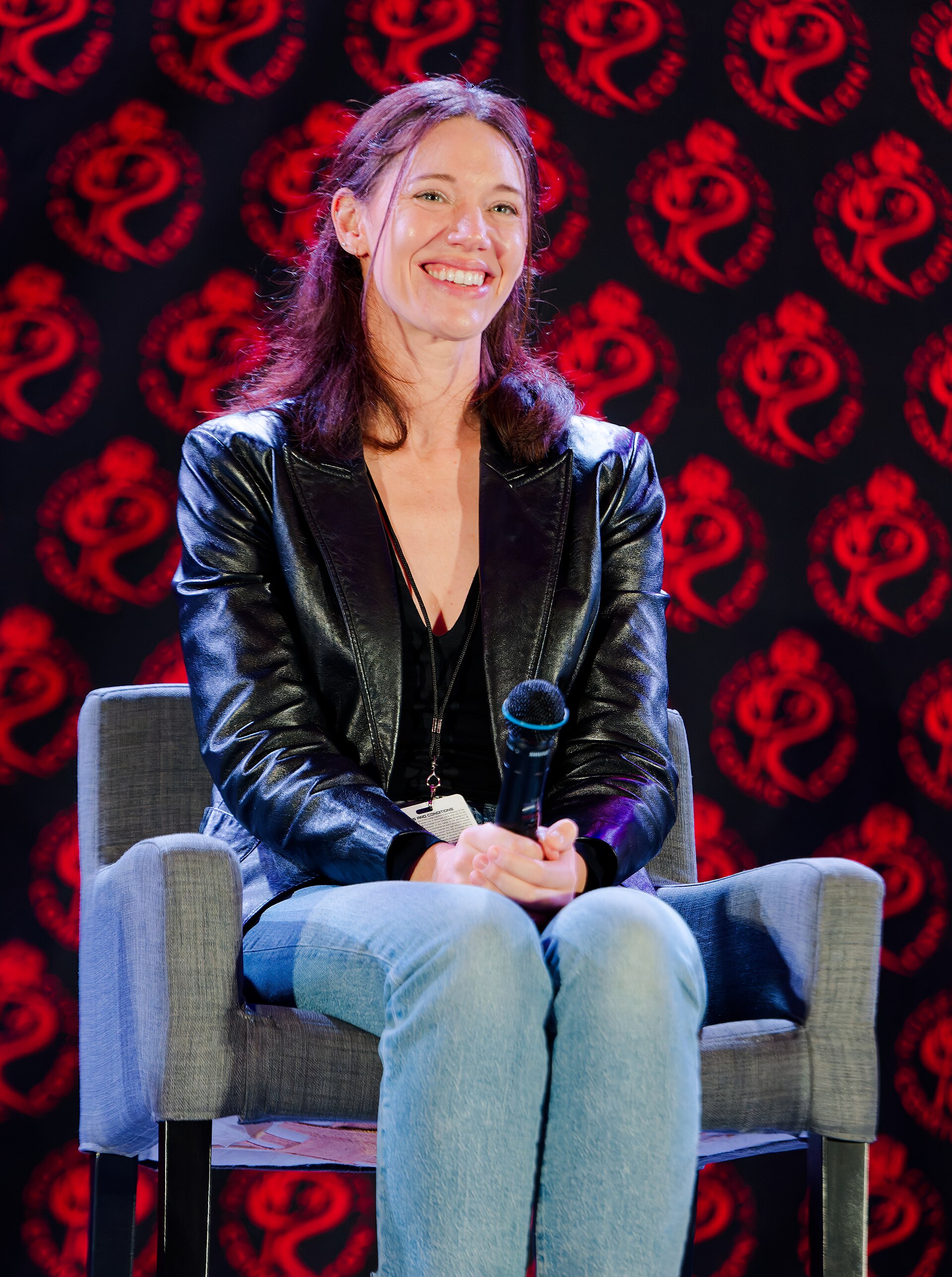 Katie Parker on the main stage at Rose City Comic Con