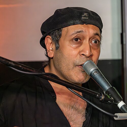 Kishon Khan performing with Lokkhi Terra at SXSW London, June 2025