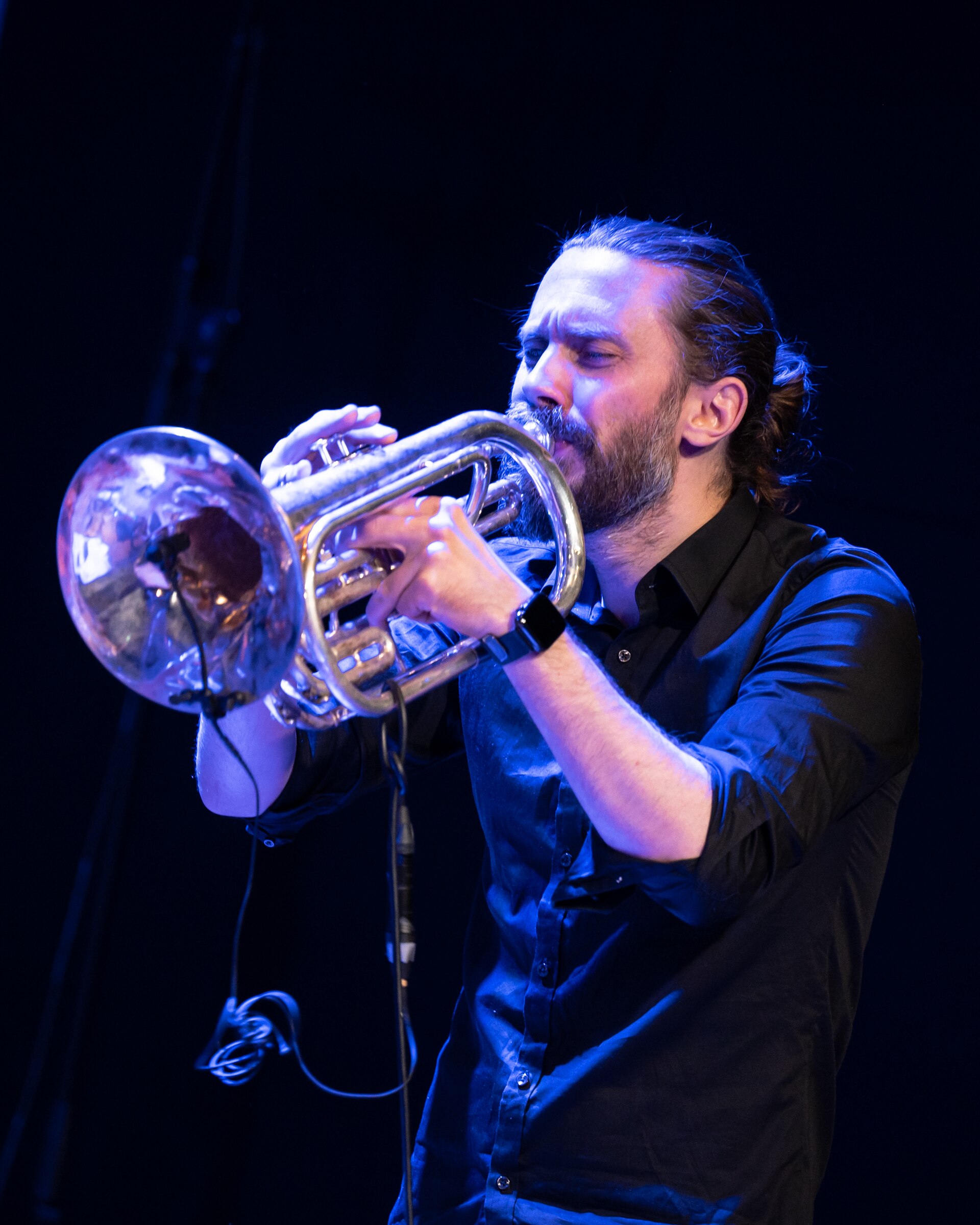 Kristoffer Lo spiller med Mona Krogstad i Sølvsalen under Kongsberg Jazzfestival 2024