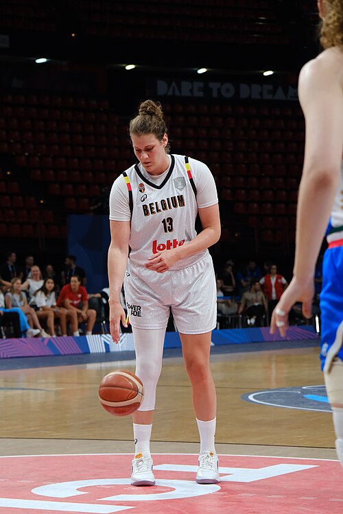 Kyara Linskens 13 Belgium 20250627