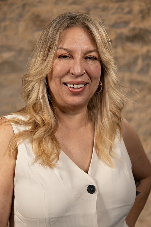 Laura Varela, Producer, American Sons, at the WikiPortraits studio at the 2025 SXSW Festival.