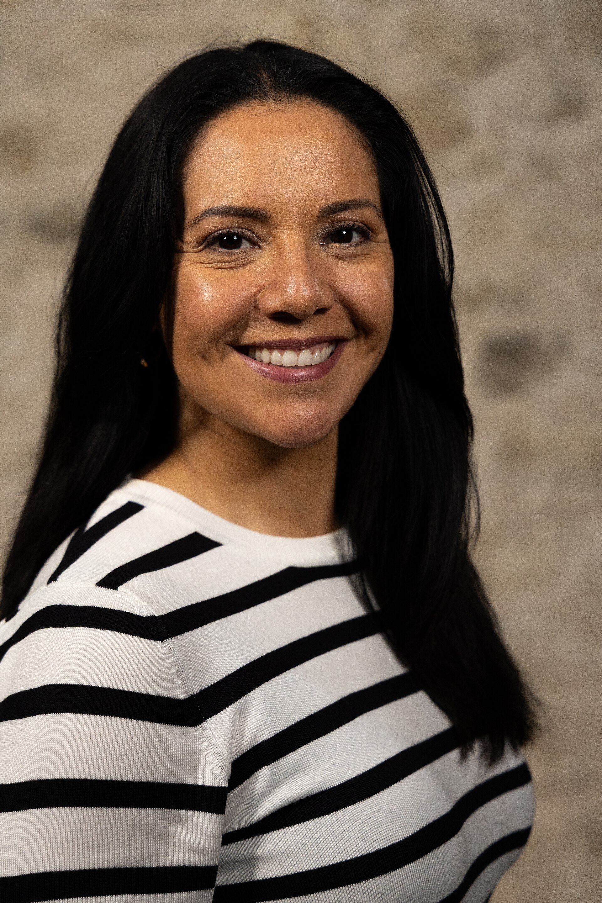 Lisa Hernandez at the WikiPortraits studio at the 2025 SXSW Festival.