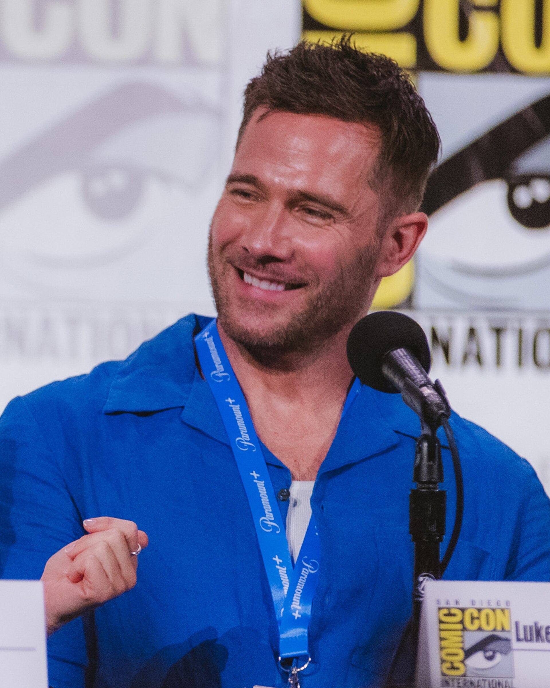 Luke Macfarlane at San Diego Comic-Con 2025.