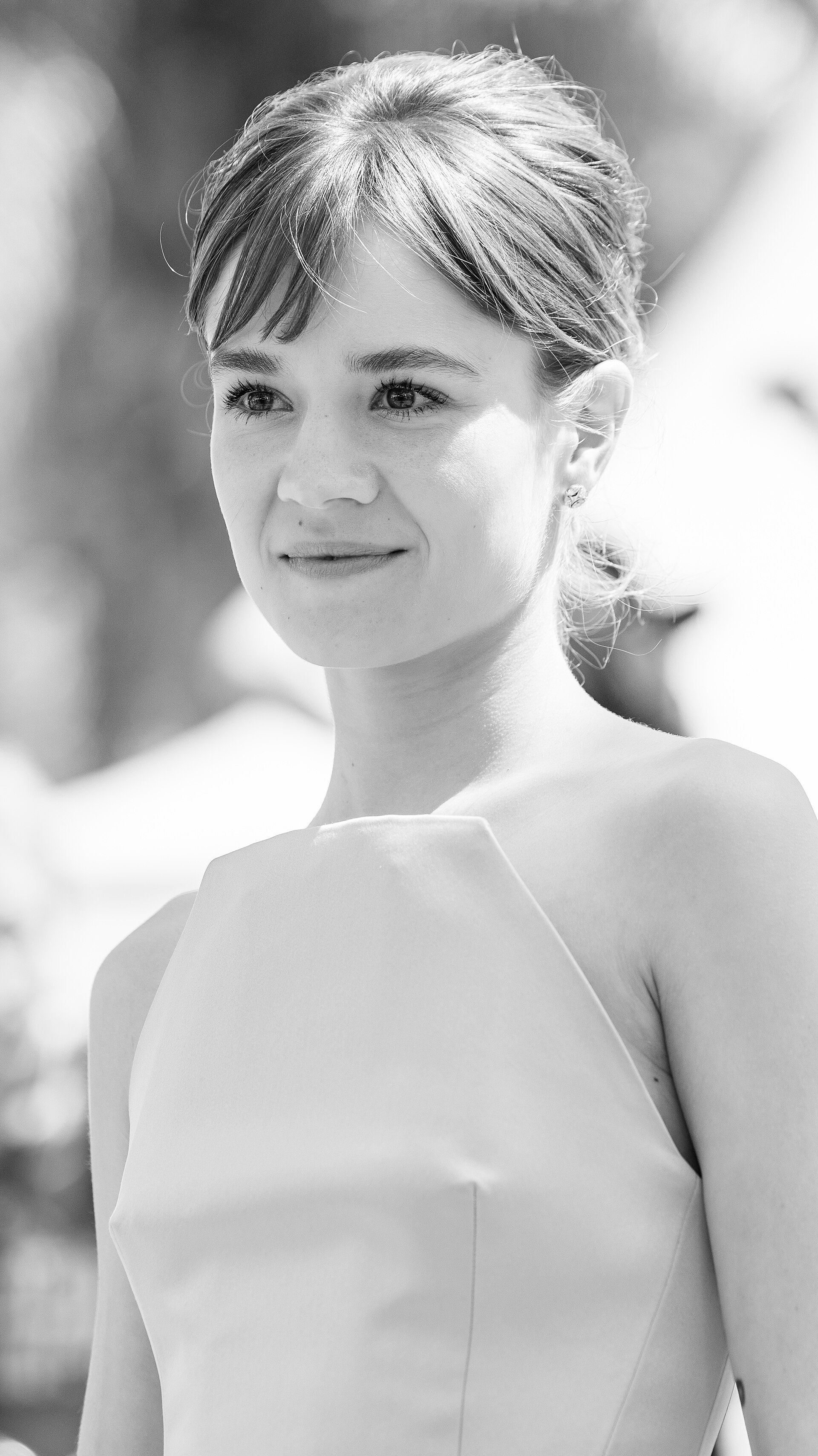 Lea Drinda presenting the movie Sound of Falling at the 2025 Cannes Film Festival