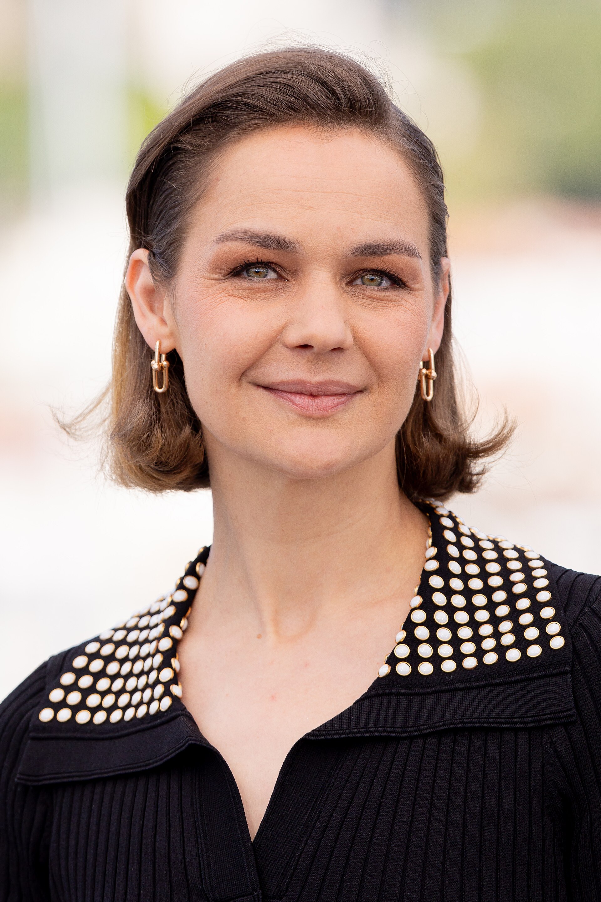 Luise Heyer presenting the movie Sound of Falling at the 2025 Cannes Film Festival