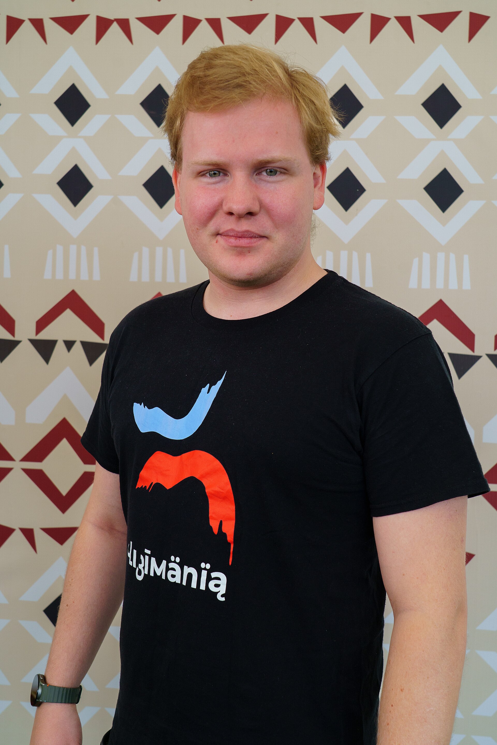 Maciej Nadzikiewicz portrait at Wikimania 2025 WikiPortraits Studio