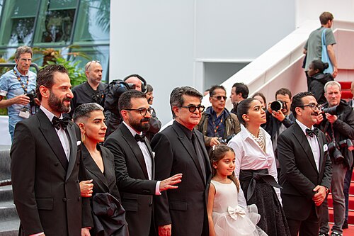 Main Cast of Un Simple Accident on Cannes Red Carpet 2025