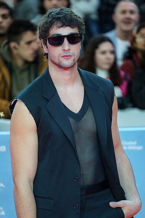 Agustín Della Corte  at the Red Carpet during the Malaga 2025 Festival