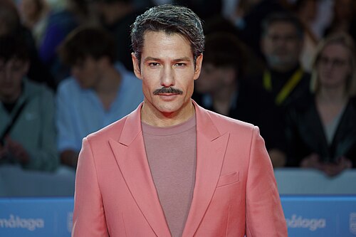Alejandro Albarracín at the Red Carpet of the Malaga 2025 Festival next to Cervantes Theater