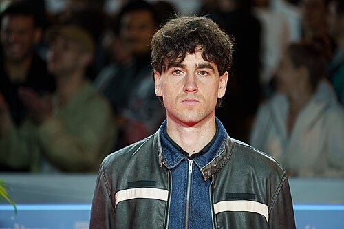 Alex Monner at the Red Carpet of the Malaga 2025 Festival next to Cervantes Theater