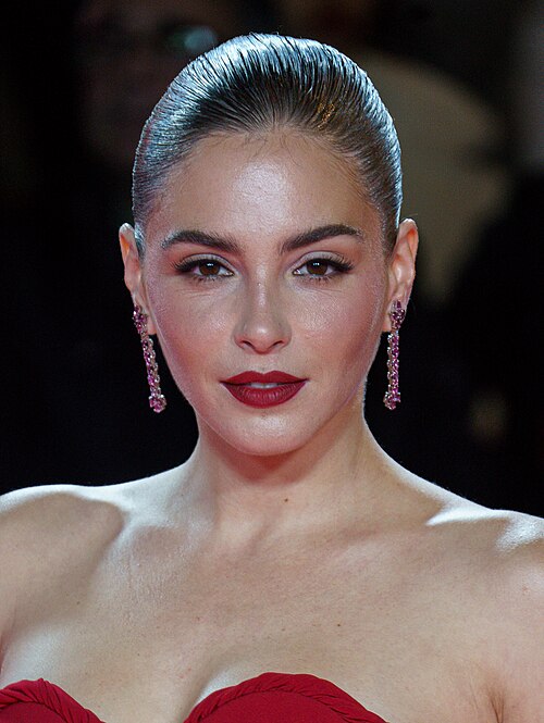 Andrea Duro at the Red Carpet of the Malaga 2025 Festival next to Cervantes Theater