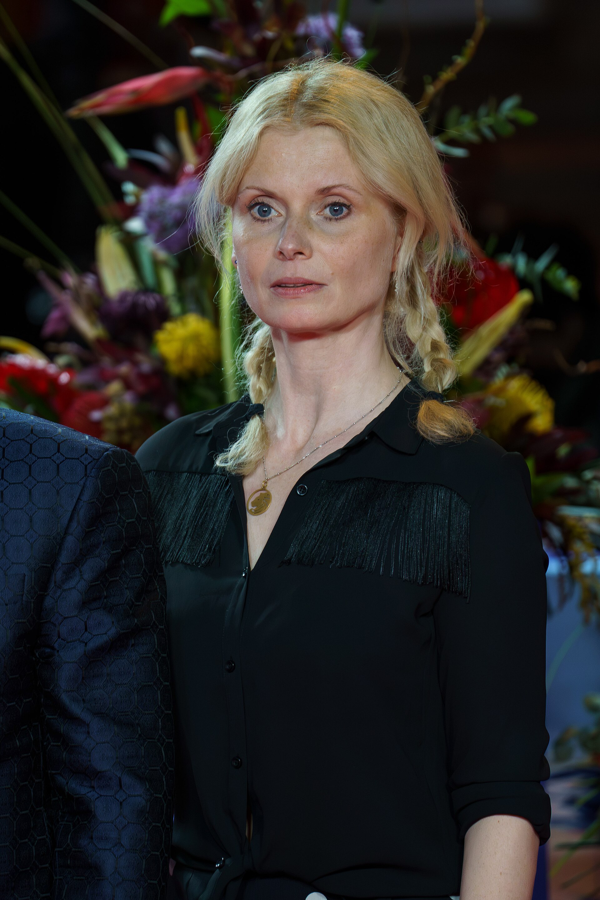 Anna Tenta at the Red Carpet of the Malaga 2025 Festival next to Cervantes Theater