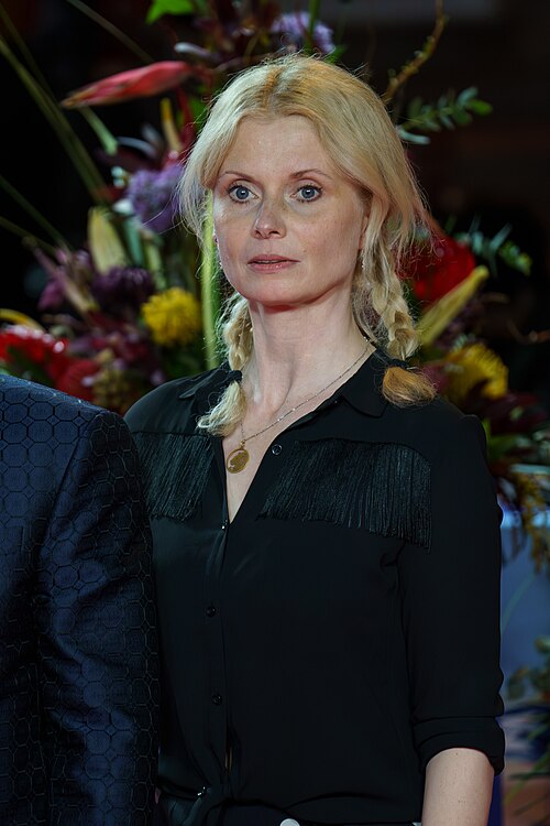 Anna Tenta at the Red Carpet of the Malaga 2025 Festival next to Cervantes Theater