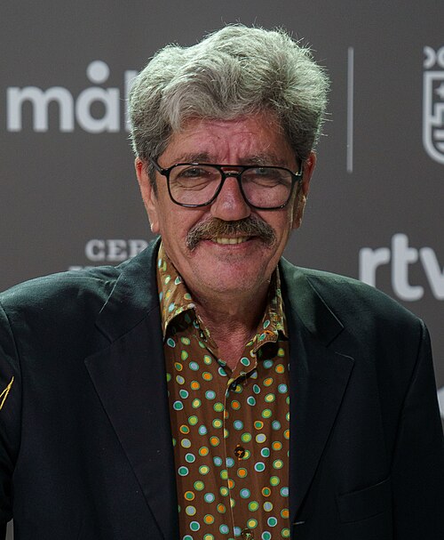 Antonio Dechent at the Red Carpet of the Malaga 2025 Festival at Malaga City Council