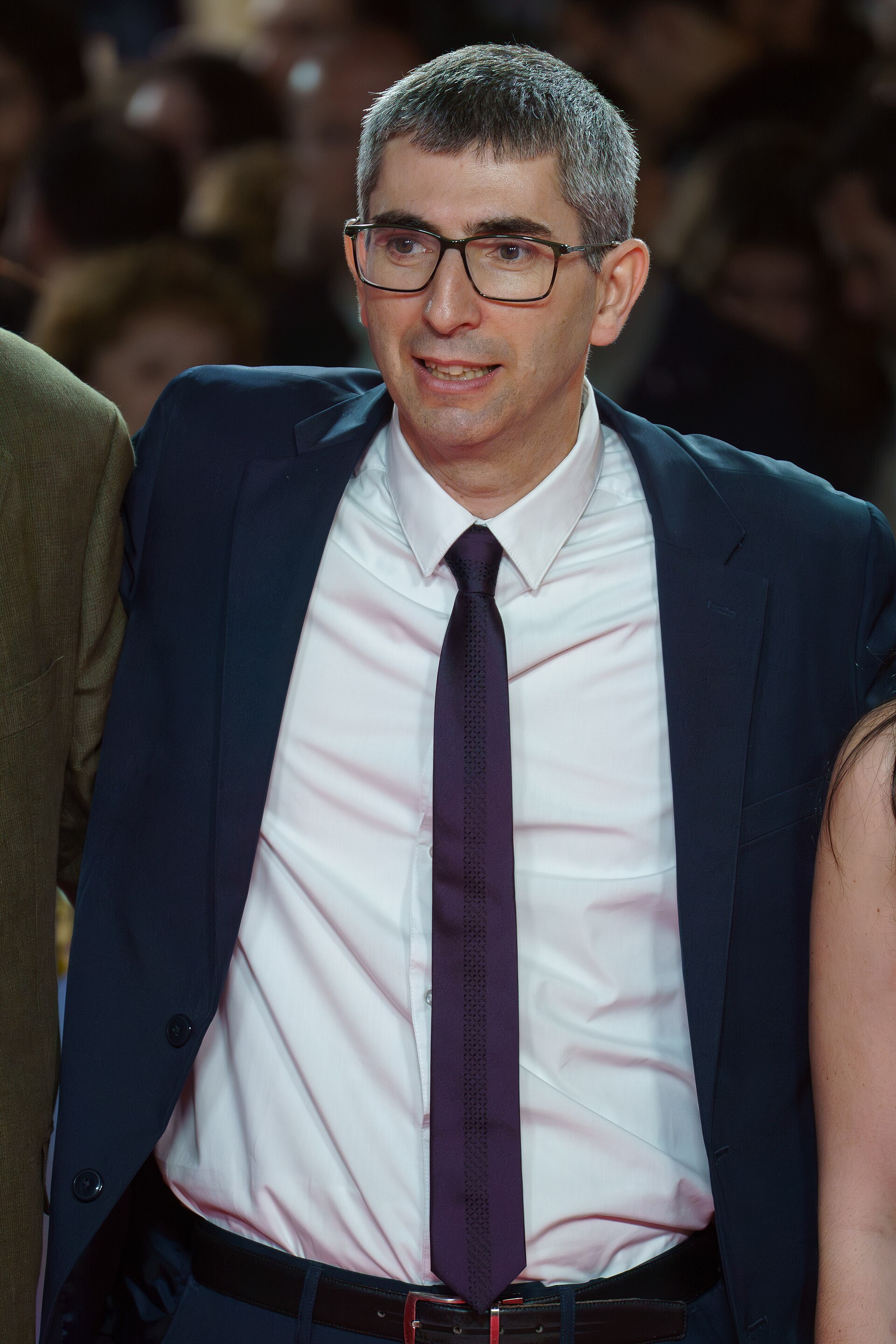 Arturo Méndiz at the Red Carpet of the Malaga 2025 Festival next to Cervantes Theater